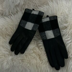 NWOT leather dress gloves S